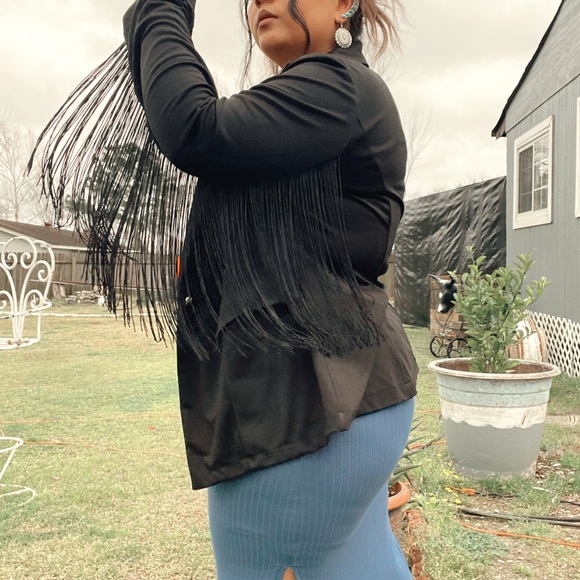 Sweaters - Fringe jacket